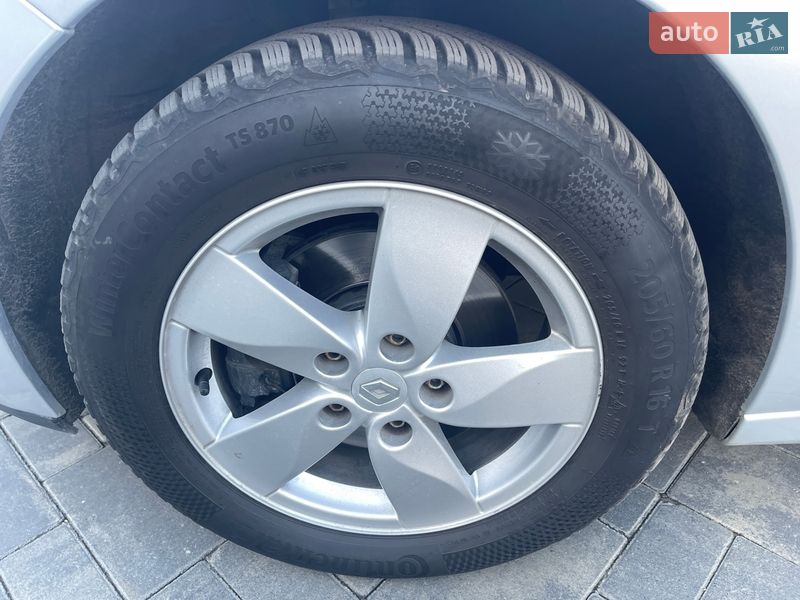 Минивэн Renault Scenic 2014 в Луцке