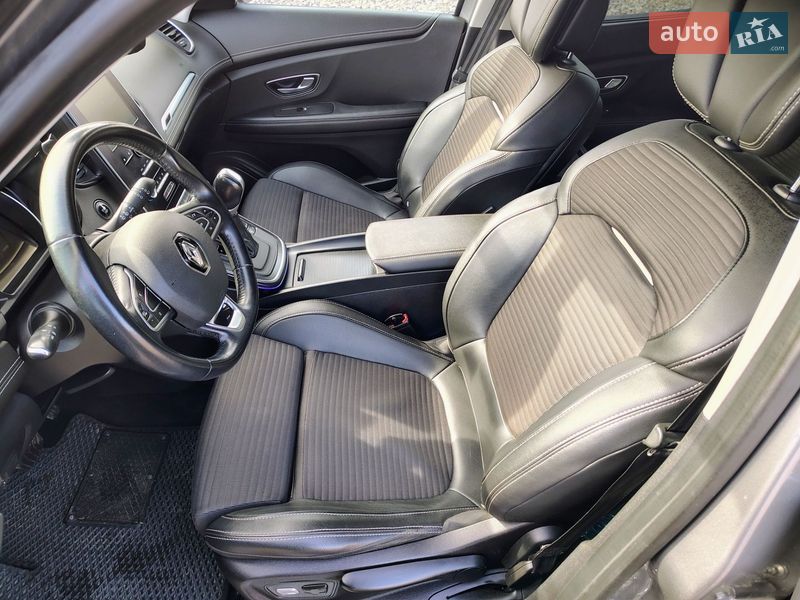 Минивэн Renault Scenic 2016 в Ивано-Франковске