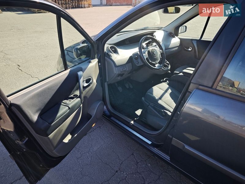 Минивэн Renault Scenic 2006 в Днепре
