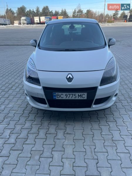Мінівен Renault Scenic 2010 в Львові