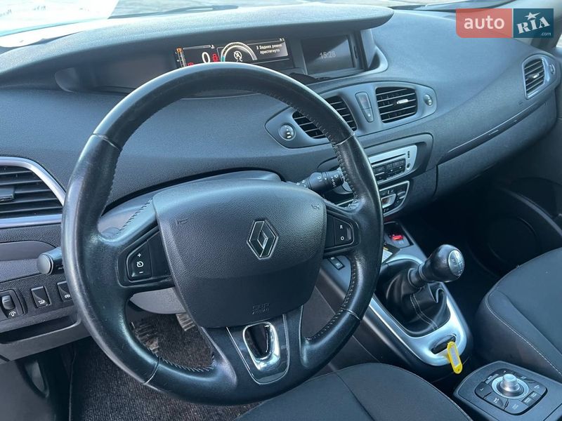 Минивэн Renault Scenic 2015 в Бердичеве