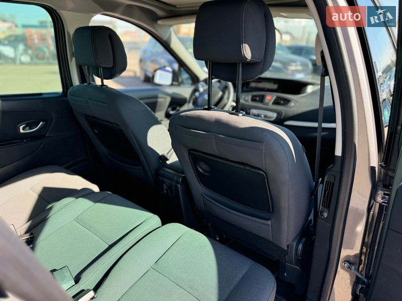 Мінівен Renault Scenic 2010 в Києві