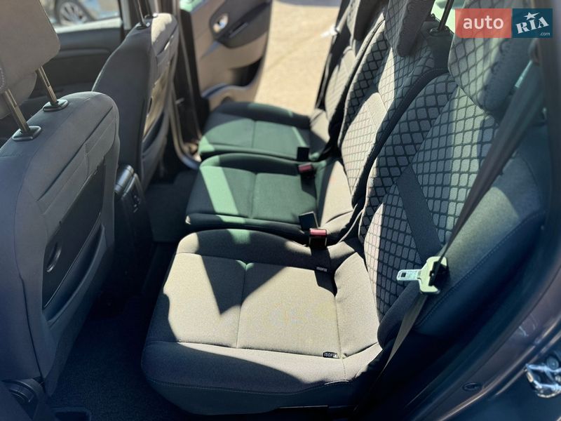 Мінівен Renault Scenic 2010 в Києві