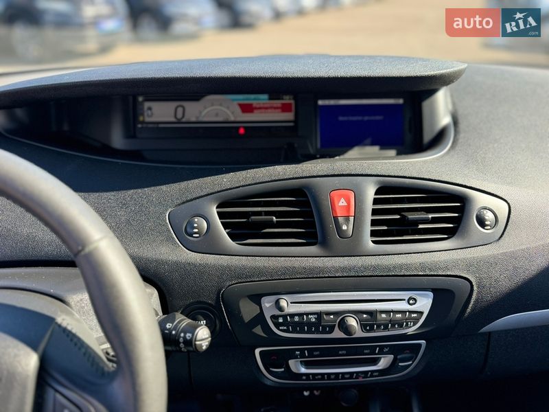 Мінівен Renault Scenic 2010 в Києві