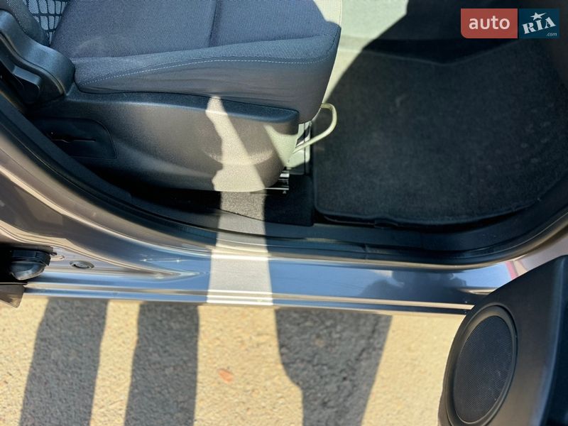 Мінівен Renault Scenic 2010 в Києві