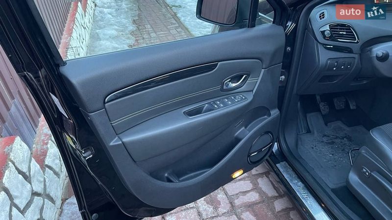 Минивэн Renault Scenic 2013 в Киеве