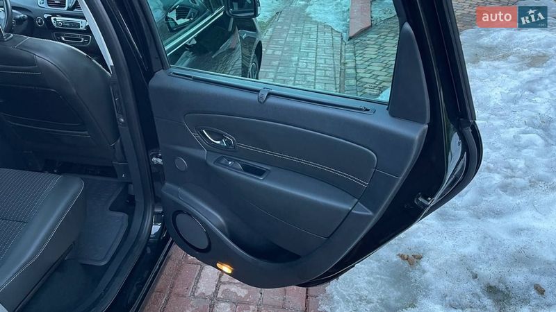 Минивэн Renault Scenic 2013 в Киеве