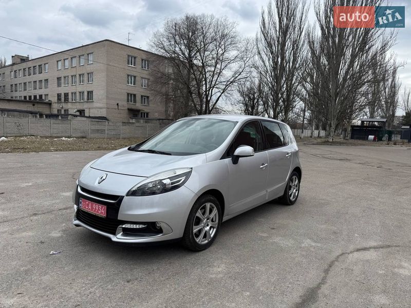 Минивэн Renault Scenic 2013 в Днепре