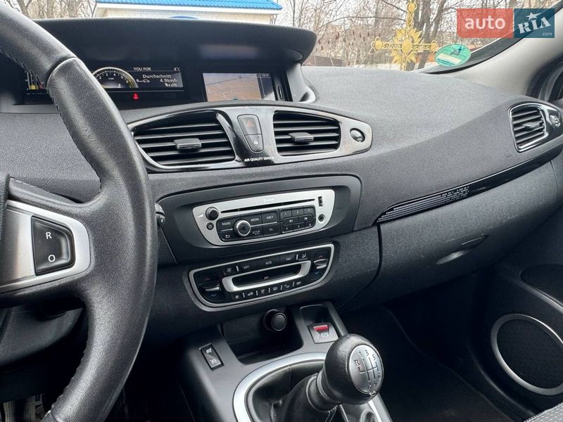 Минивэн Renault Scenic 2013 в Днепре