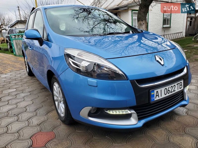 Минивэн Renault Scenic 2013 в Монастырище