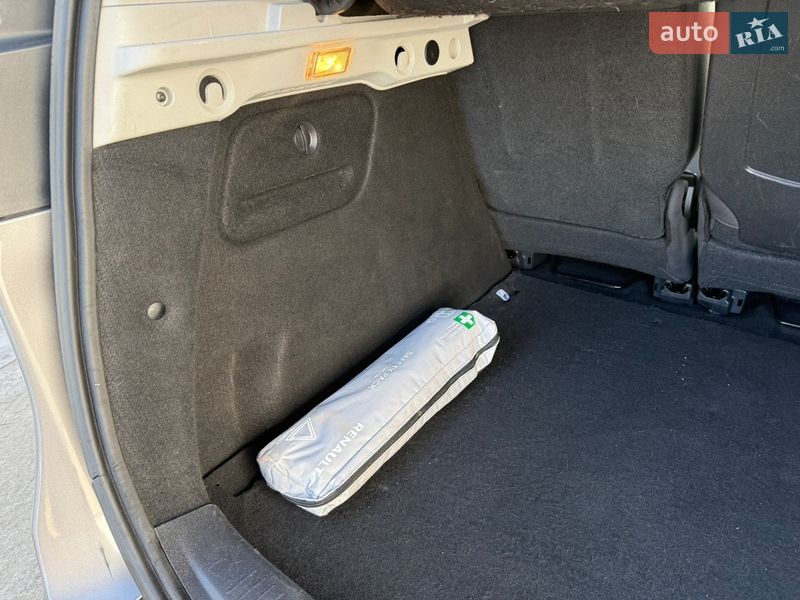 Минивэн Renault Scenic 2013 в Виннице