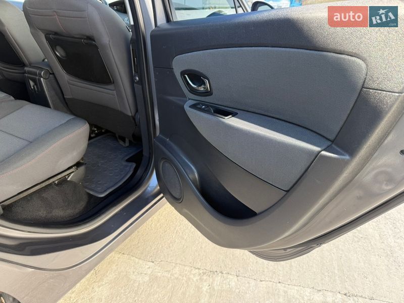 Минивэн Renault Scenic 2013 в Виннице