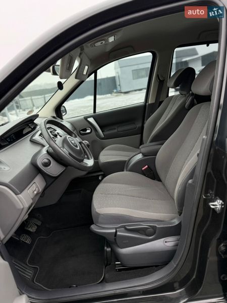 Минивэн Renault Scenic 2009 в Владимире