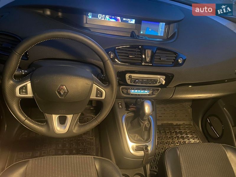 Минивэн Renault Scenic 2012 в Конотопе