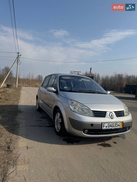 Минивэн Renault Scenic 2005 в Ратным