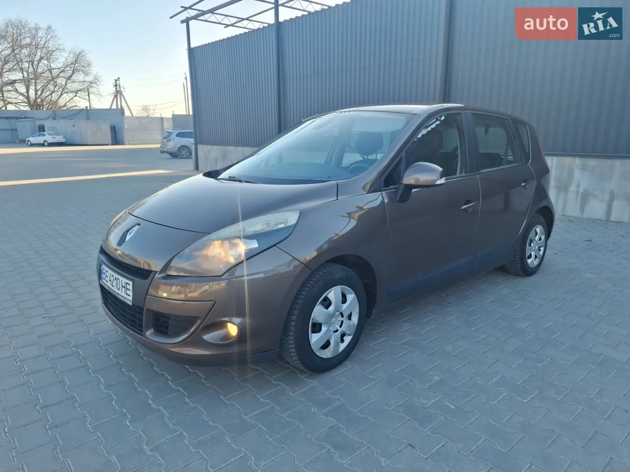 2010 Renault Scenic - мініатюра 10
