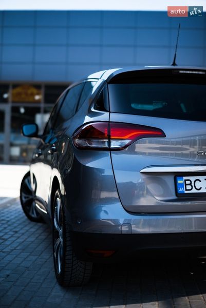 Минивэн Renault Scenic 2017 в Золочеве