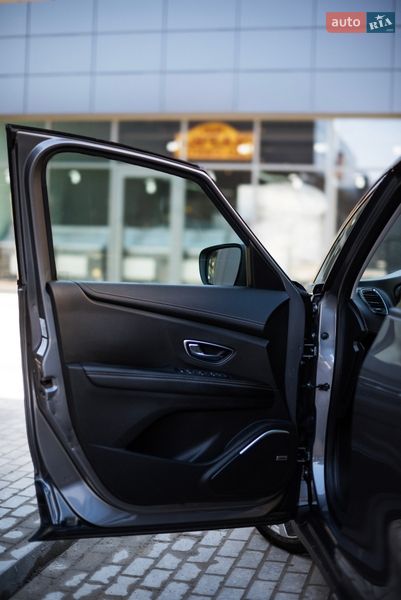 Минивэн Renault Scenic 2017 в Золочеве