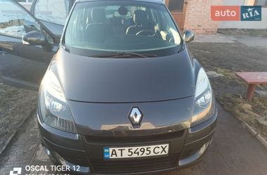 Минивэн Renault Scenic 2010 в Казатине
