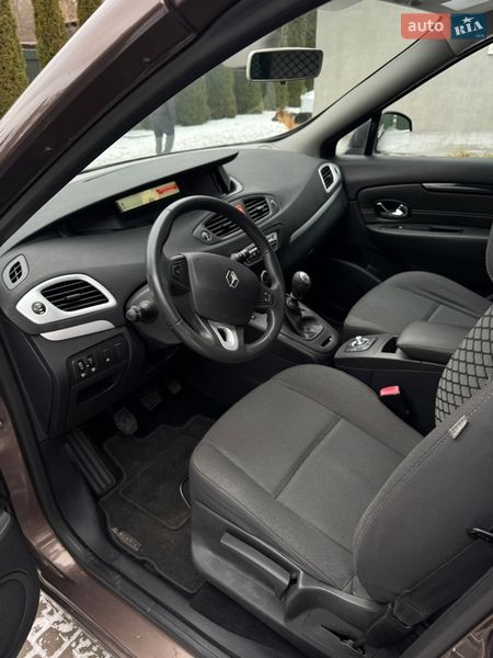 Минивэн Renault Scenic 2010 в Луцке