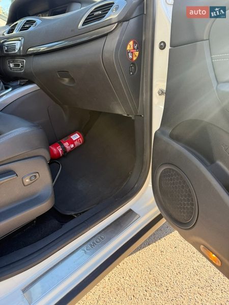 Минивэн Renault Scenic 2013 в Луцке