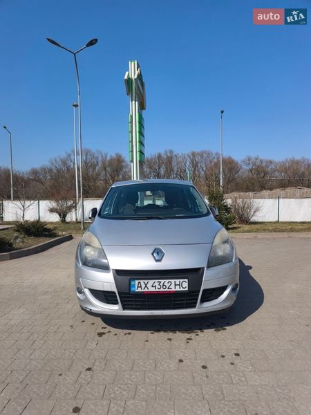 Renault Scenic 2011 Renault Scenic 2011