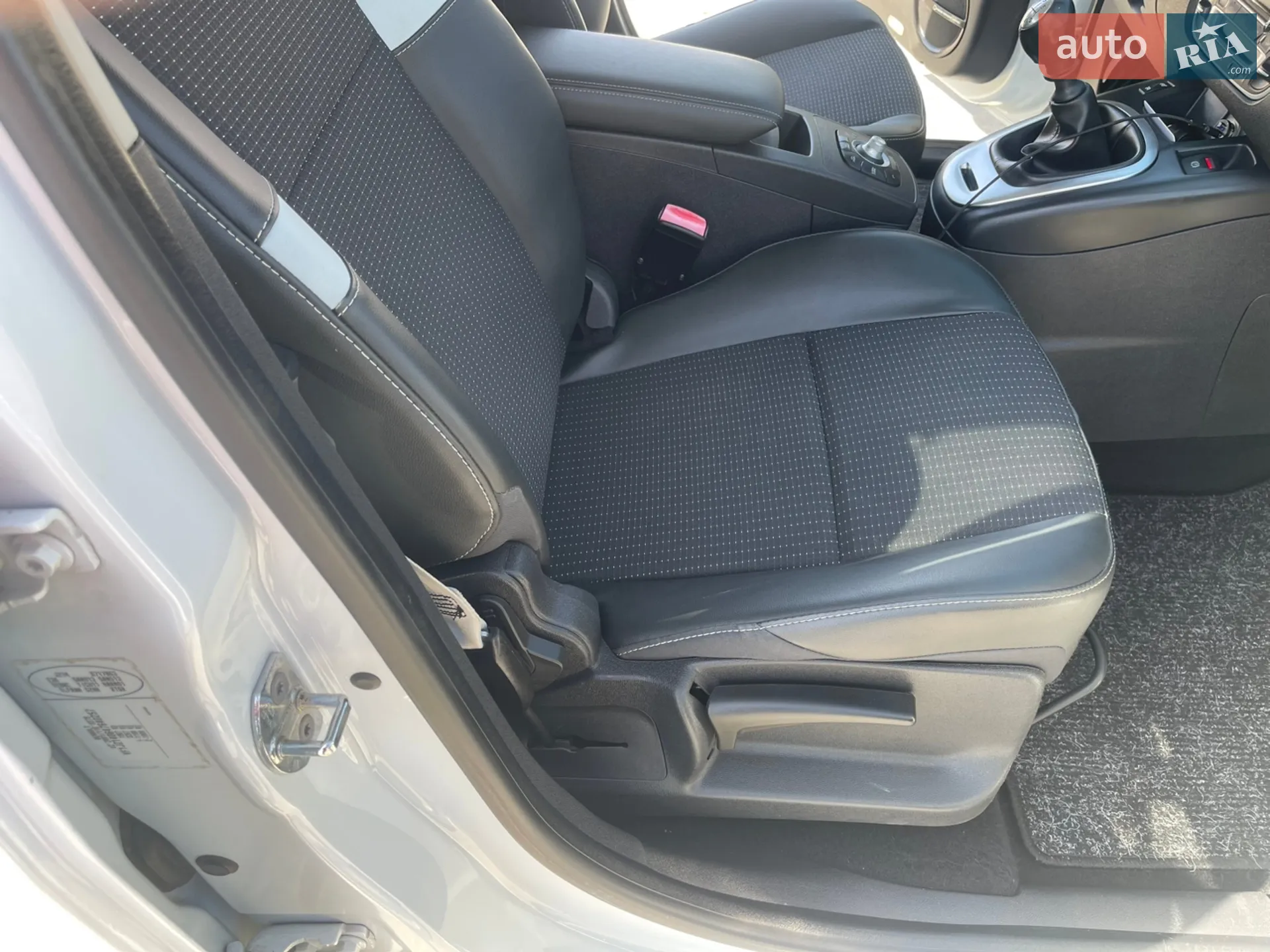 2012 Renault Scenic - мініатюра 48