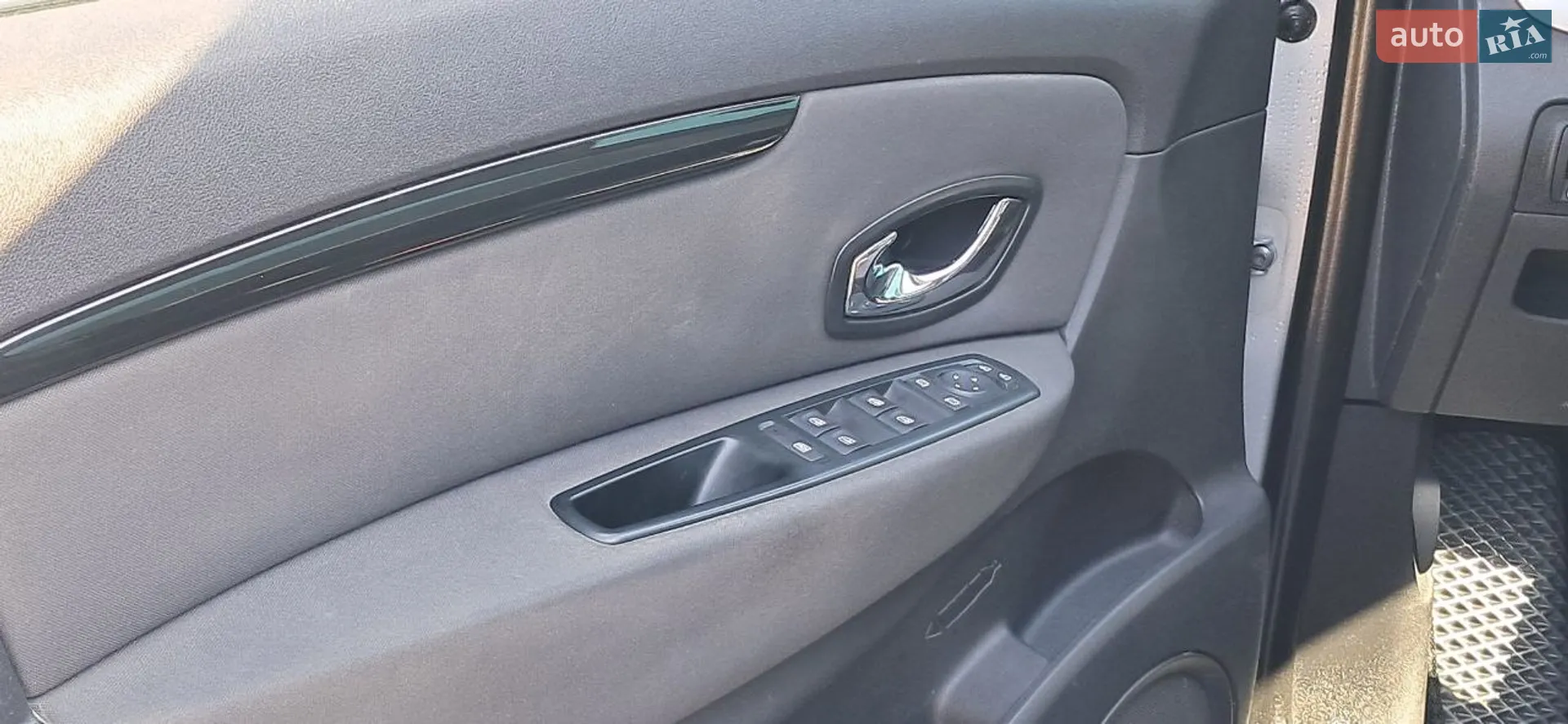 2014 Renault Scenic - мініатюра 9