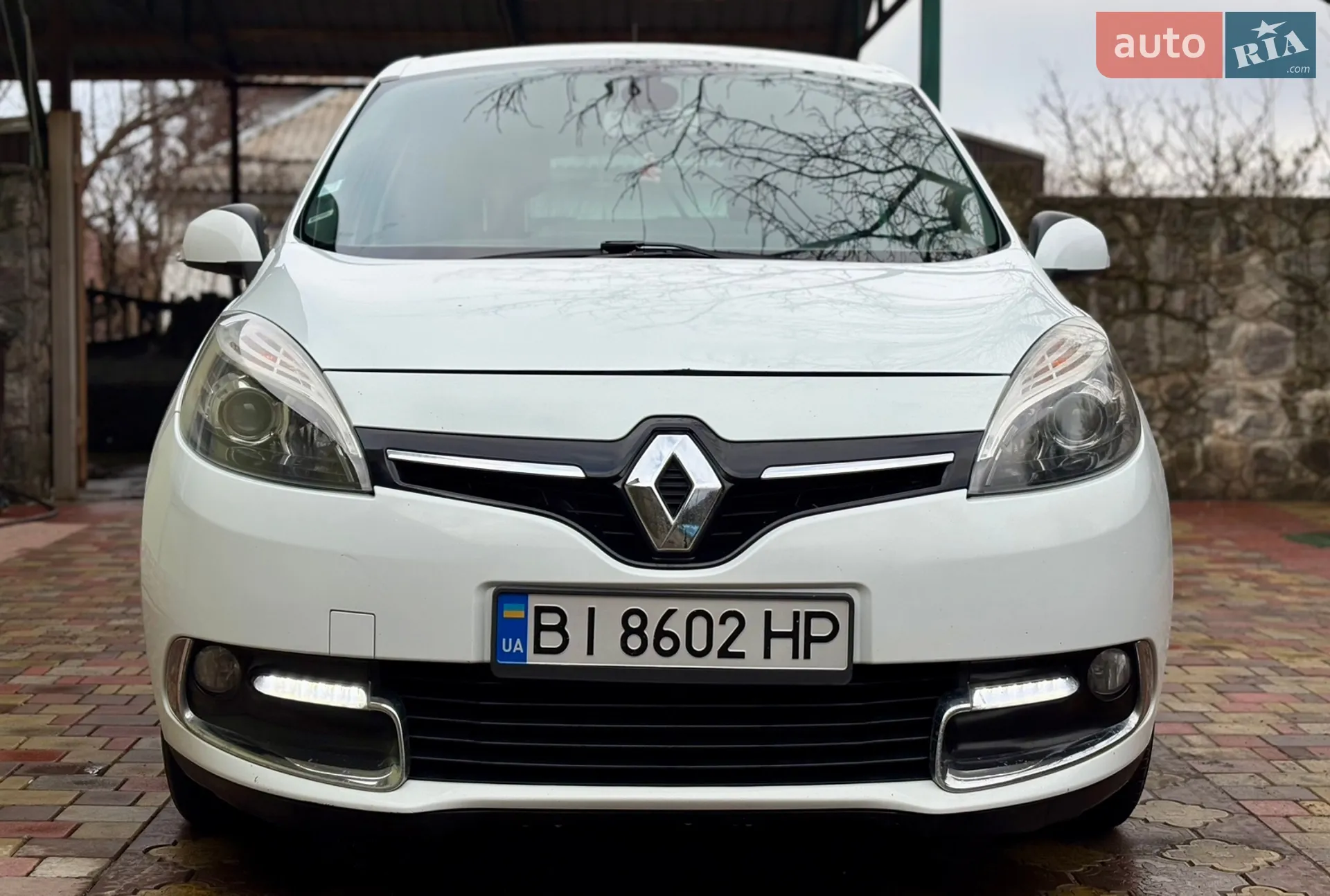 2015 Renault Scenic - мініатюра 2