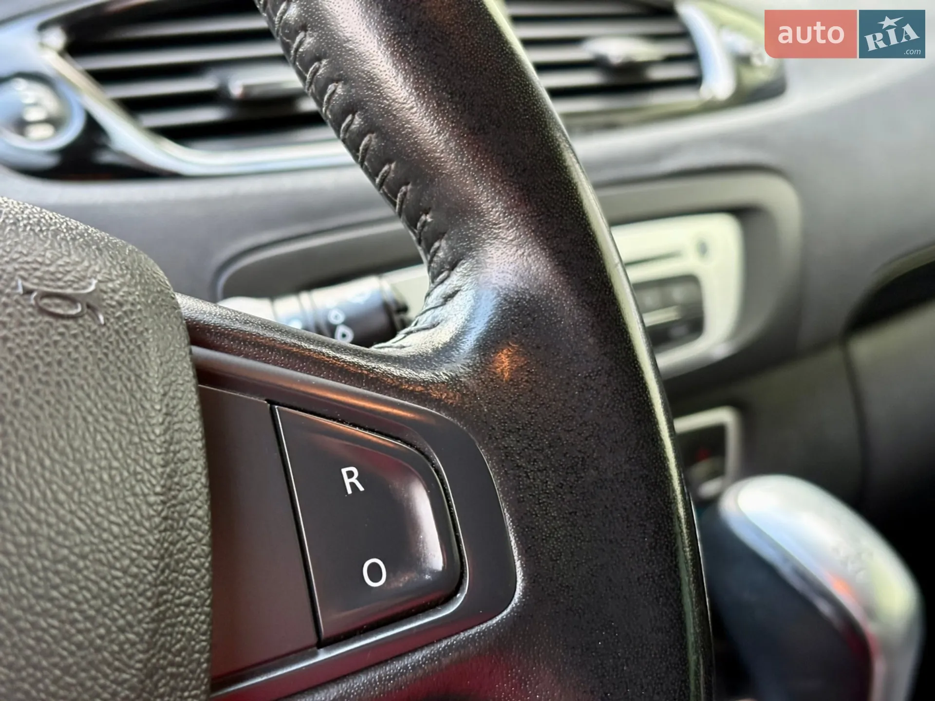 2015 Renault Scenic - мініатюра 17