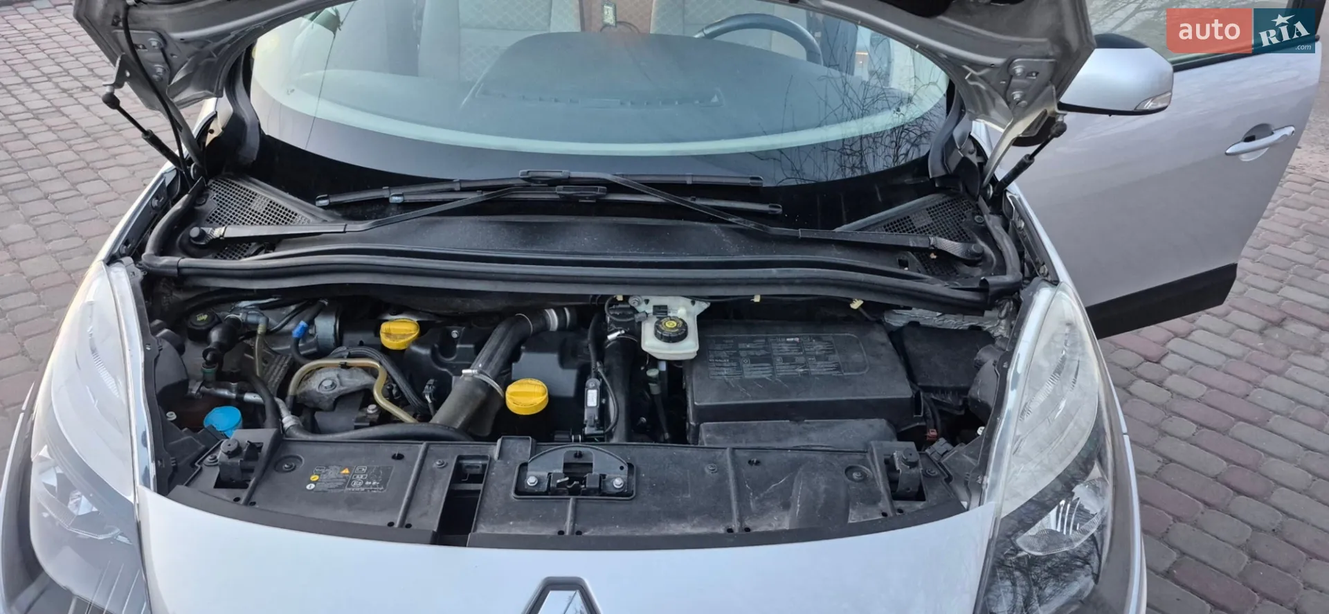 2010 Renault Scenic - мініатюра 19