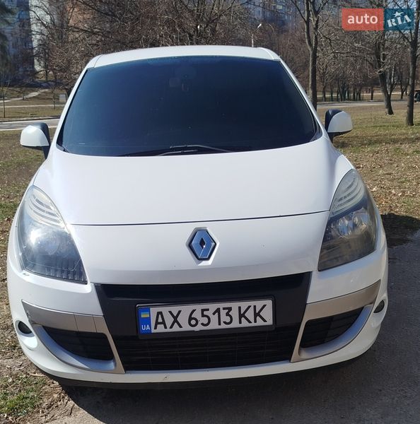 Renault Scenic 2011 Renault Scenic 2011