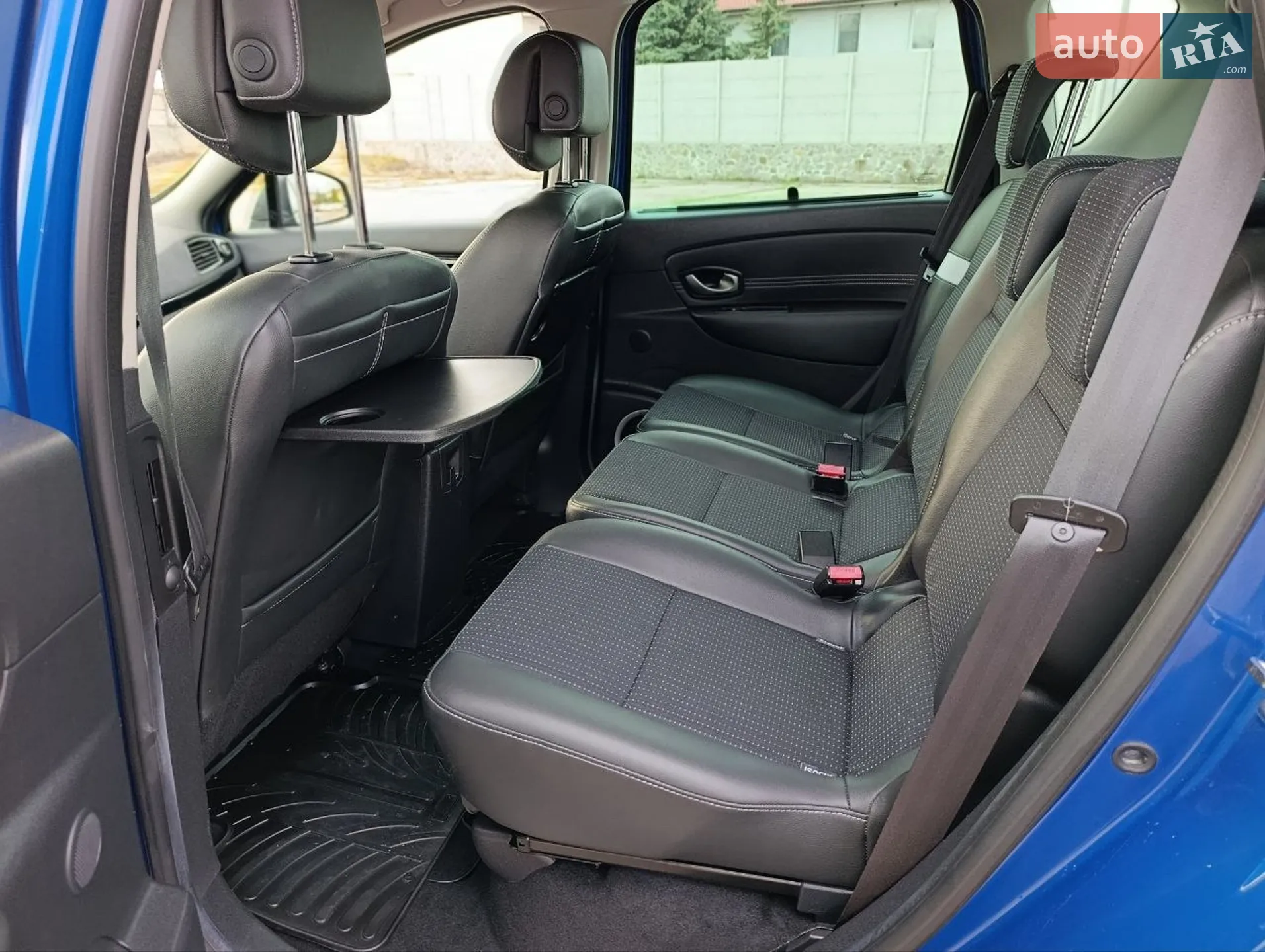 2011 Renault Scenic - мініатюра 16