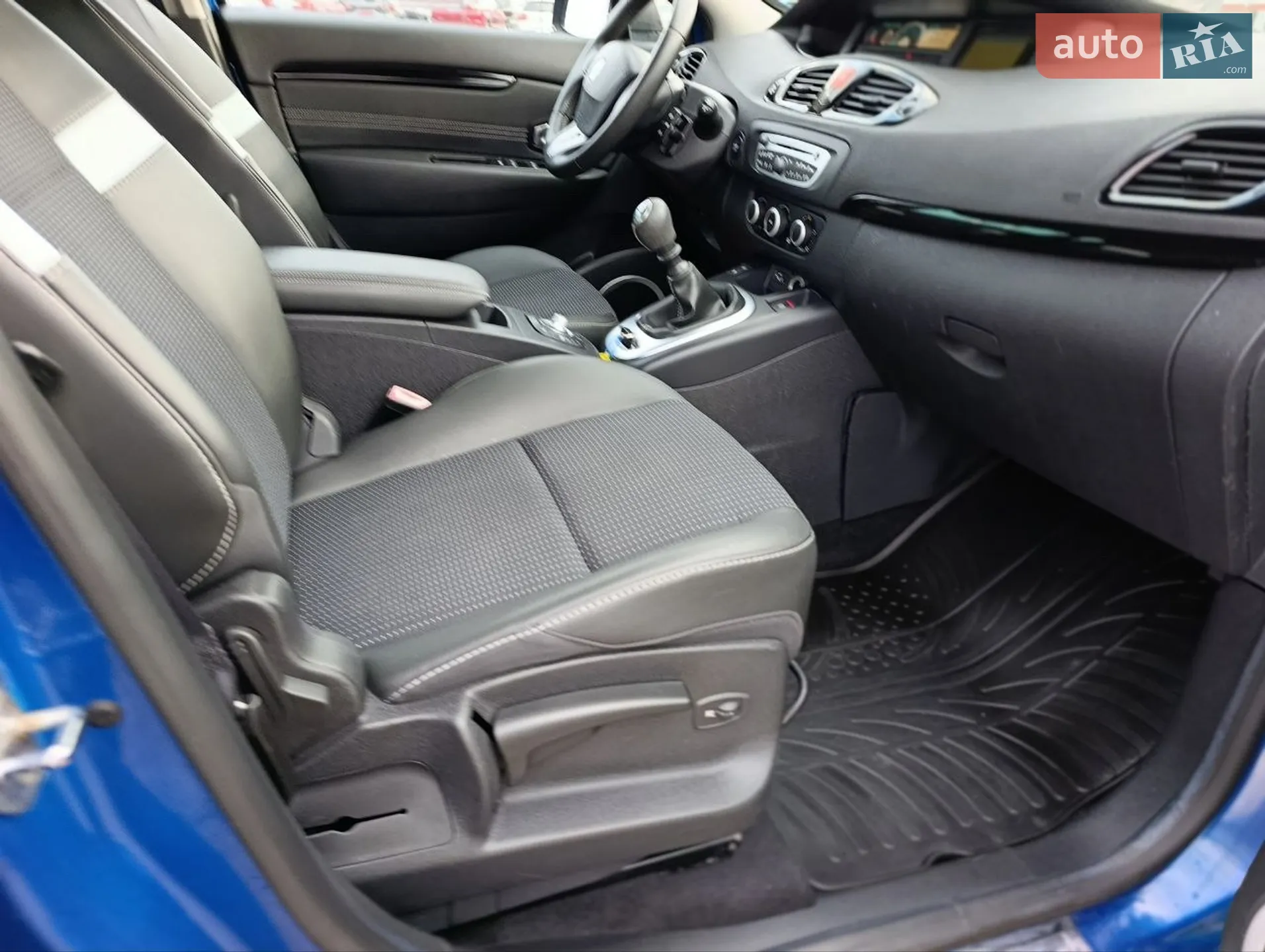 2011 Renault Scenic - мініатюра 19