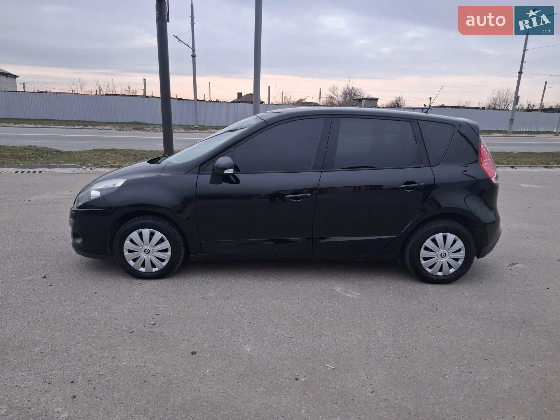 2011 Renault Scenic - мініатюра 3
