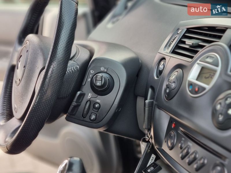 Минивэн Renault Scenic 2005 в Полтаве