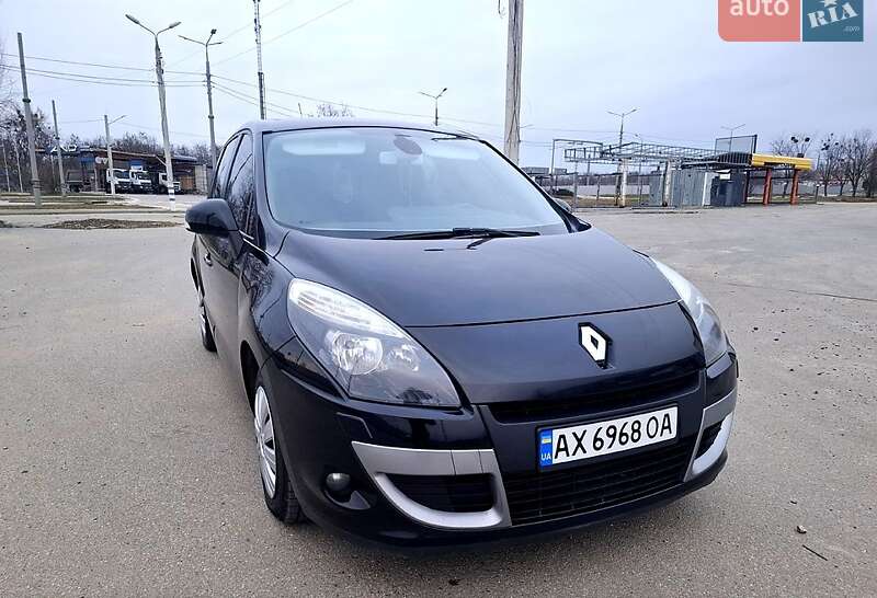 Renault Scenic 2011 Renault Scenic 2011
