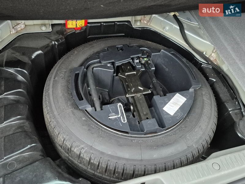 Минивэн Renault Scenic 2006 в Полтаве