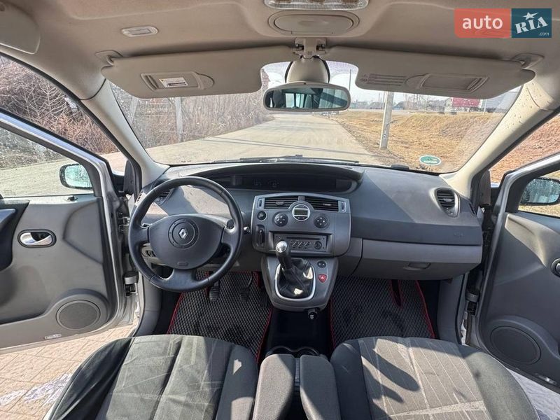 Минивэн Renault Scenic 2005 в Ратным