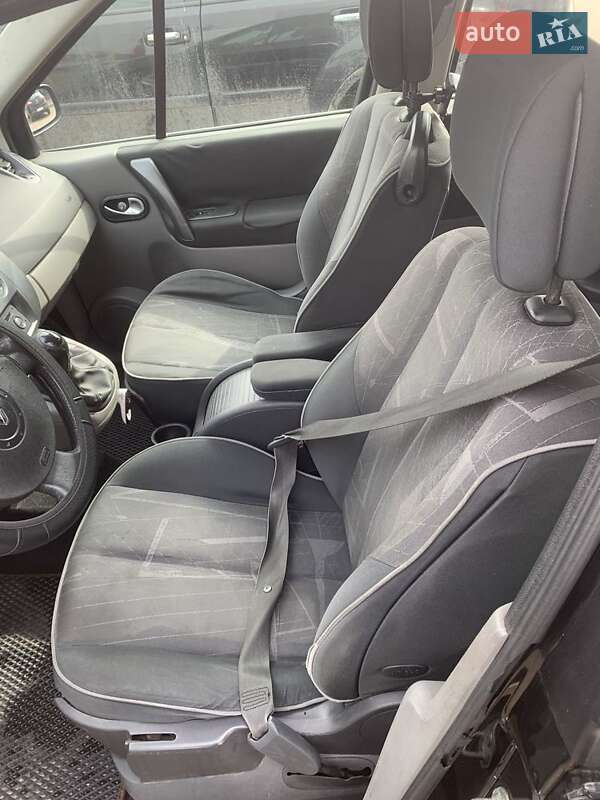 Минивэн Renault Scenic 2003 в Житомире
