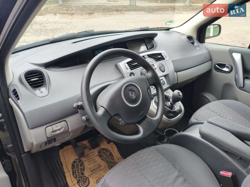 Минивэн Renault Scenic 2007 в Чернигове