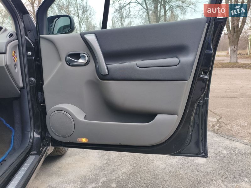 Минивэн Renault Scenic 2007 в Чернигове