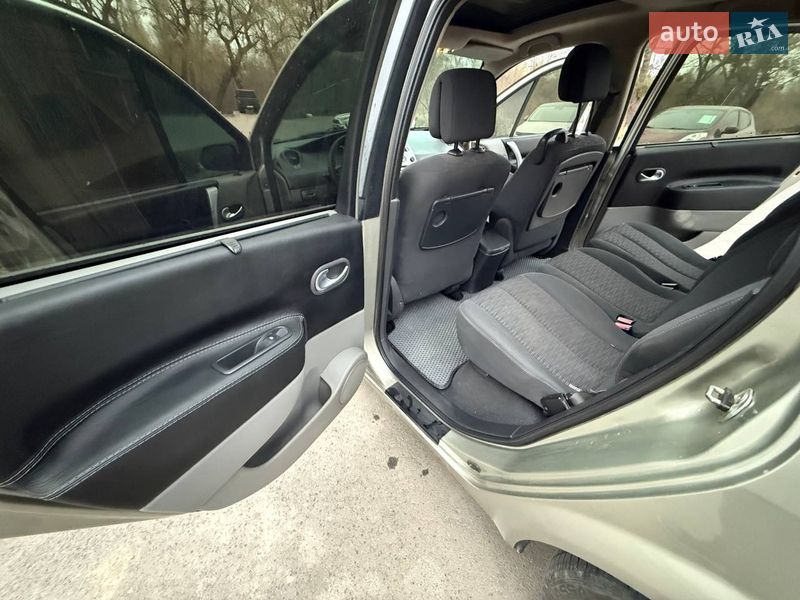Минивэн Renault Scenic 2007 в Хмельнике фото 19 Минивэн Renault Scenic 2007 в Хмельнике