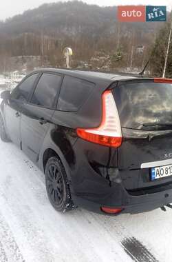 Минивэн Renault Scenic 2009 в Ужгороде