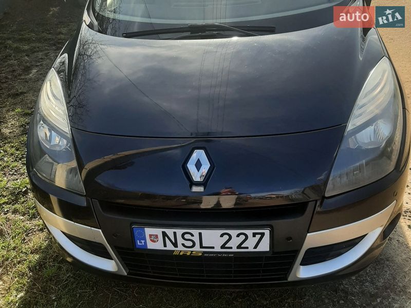 Renault Scenic 2012