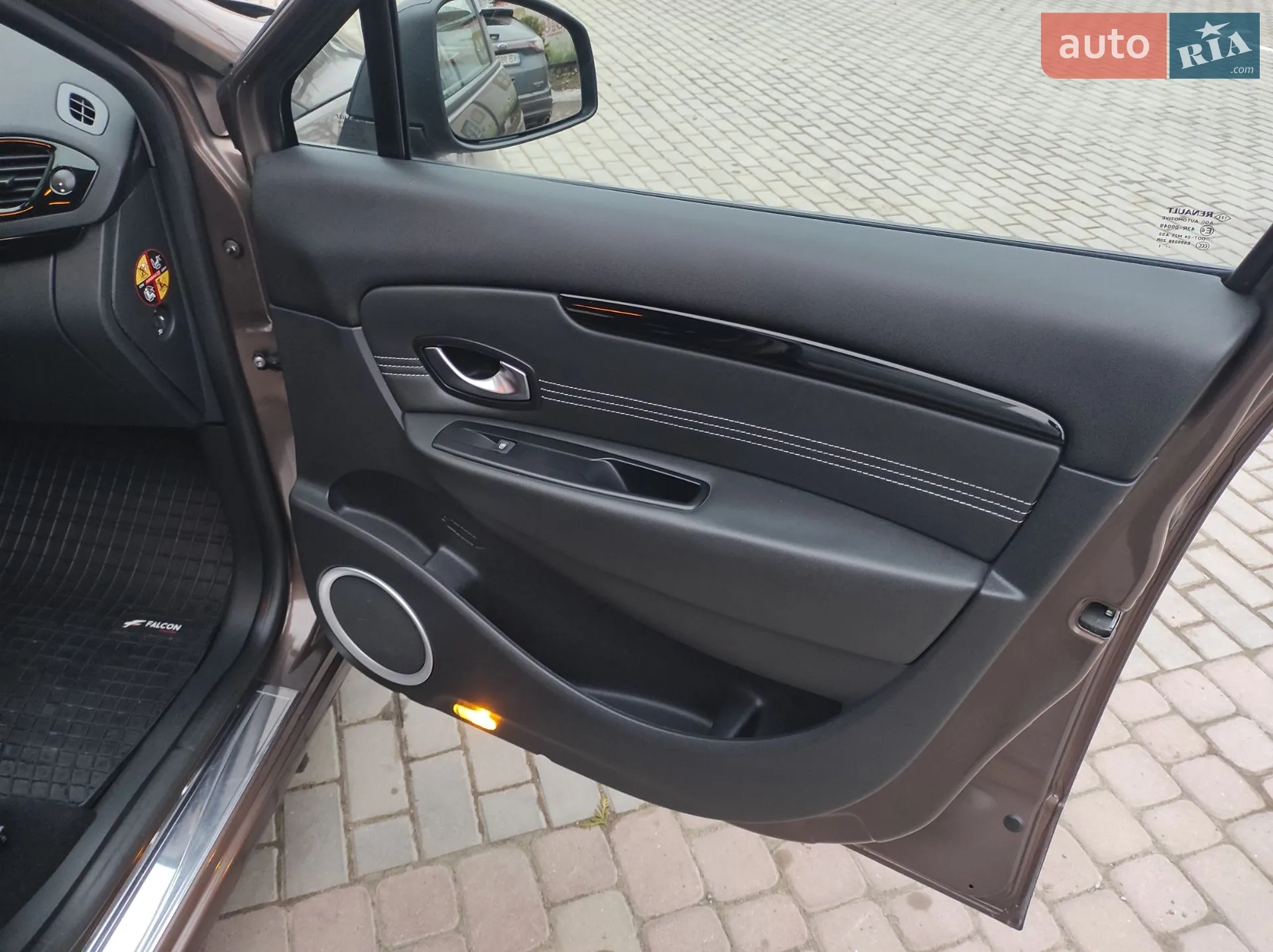 2011 Renault Scenic - мініатюра 24