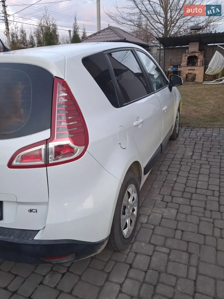 2011 Renault Scenic - мініатюра 22
