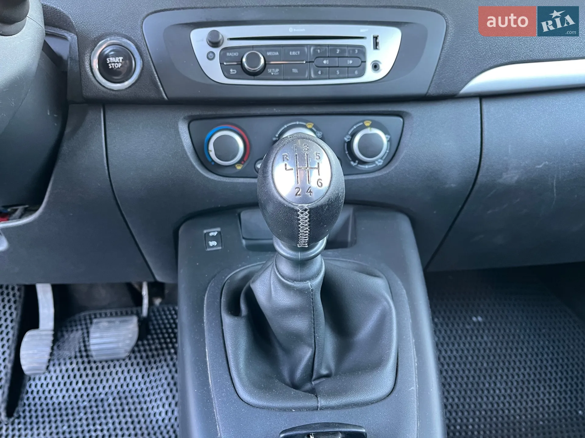 2014 Renault Scenic - мініатюра 18