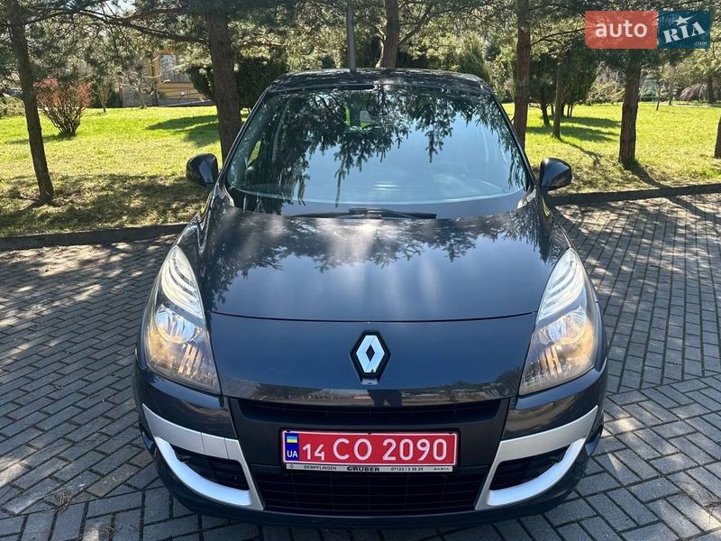 Мінівен Renault Scenic 2011 в Дрогобичі