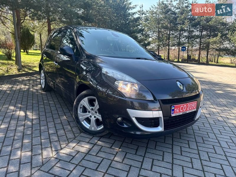 Мінівен Renault Scenic 2011 в Дрогобичі